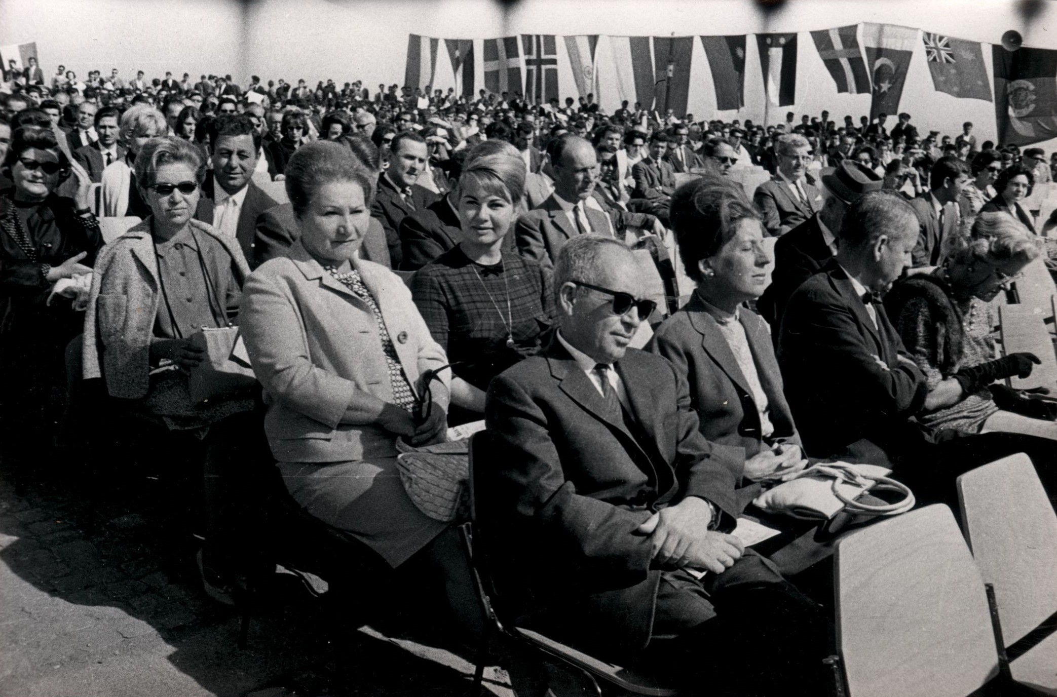 Administrative staff at the opening ceremony of the academic year 1964-1965