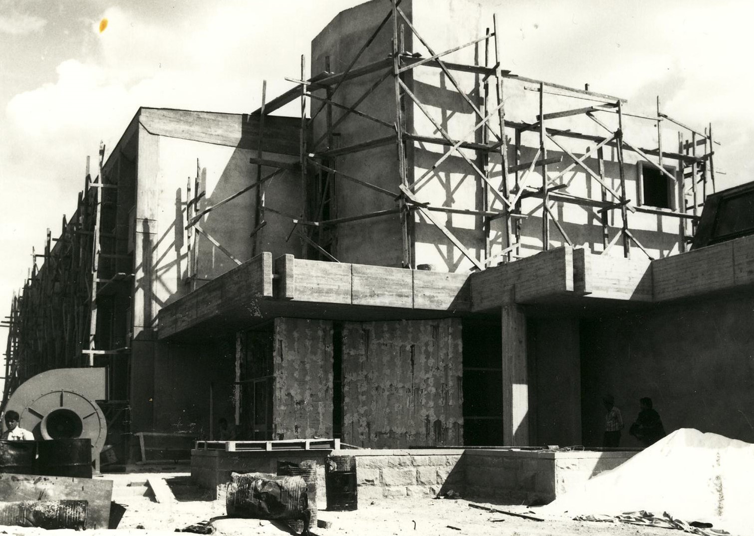 Mechanical Engineering additional building construction (1968-1969)