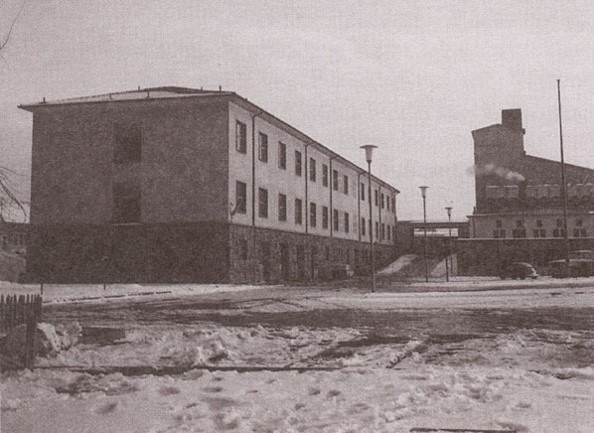 Barracks building and heat plant behind the parliament (1950s)