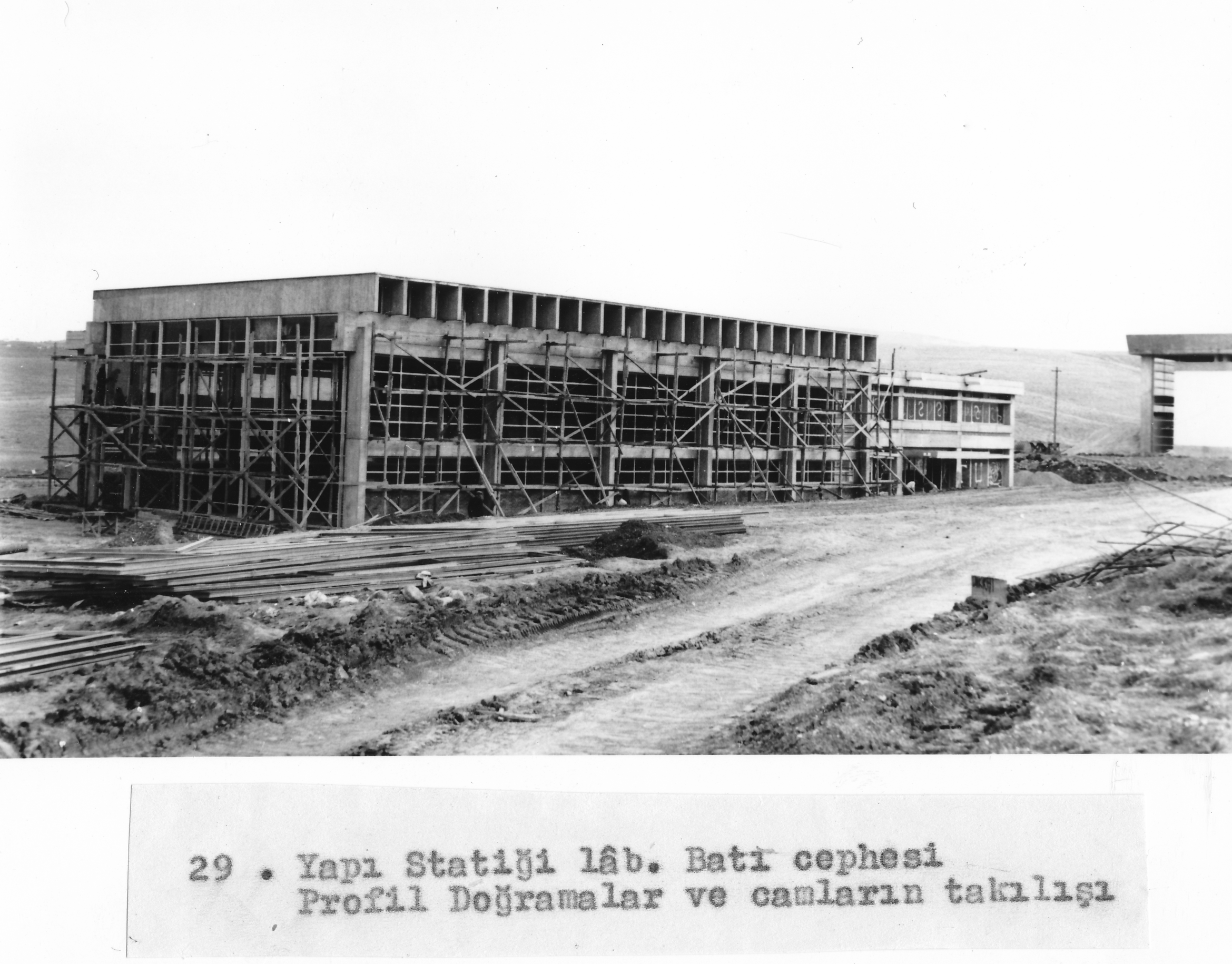 Construction of structural statics laboratory (1964)