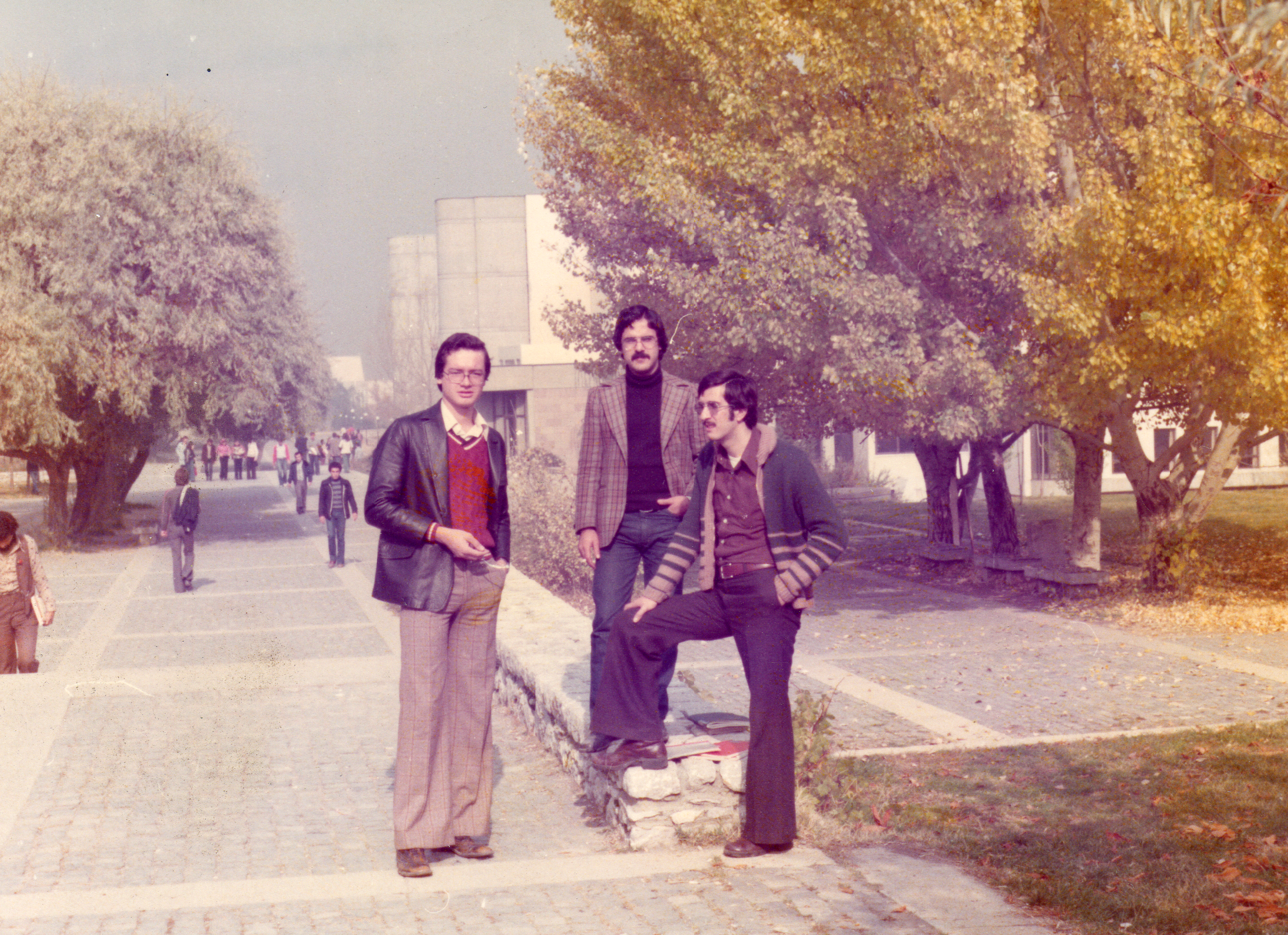 Autumn 1976, Güney Özcebe and his friends were on the street